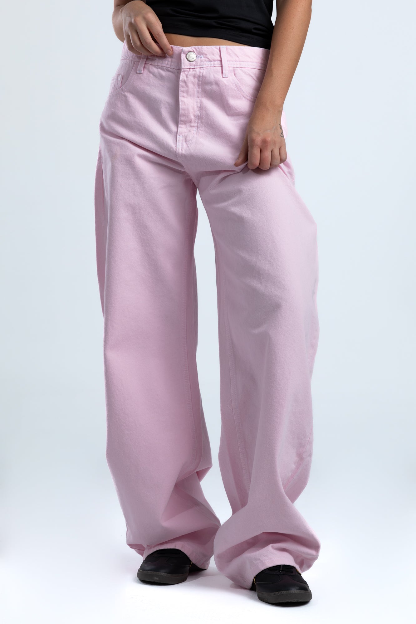 1001-Bubble Blush Curve Relaxed Tapered Jeans