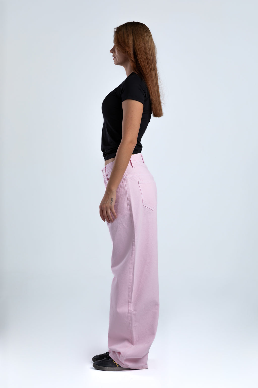 1001-Bubble Blush Curve Relaxed Tapered Jeans