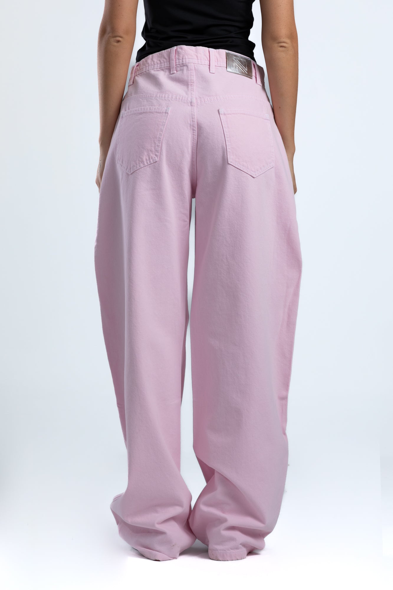 1001-Bubble Blush Curve Relaxed Tapered Jeans