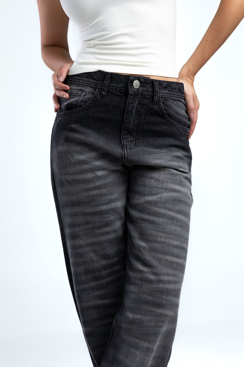 1059-Dark Static Relaxed Silhouette Jeans