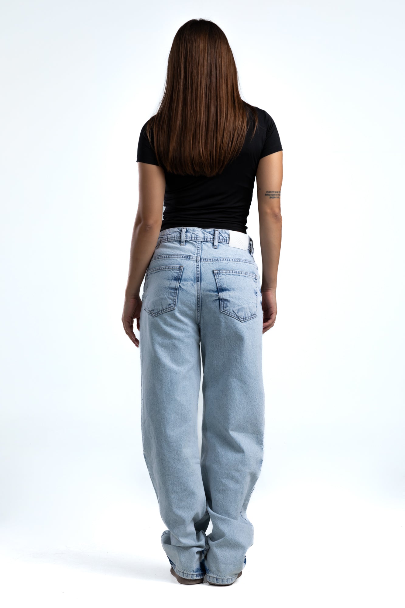 1052-Ice Blue Tack Frost Relaxed Silhouette Jeans