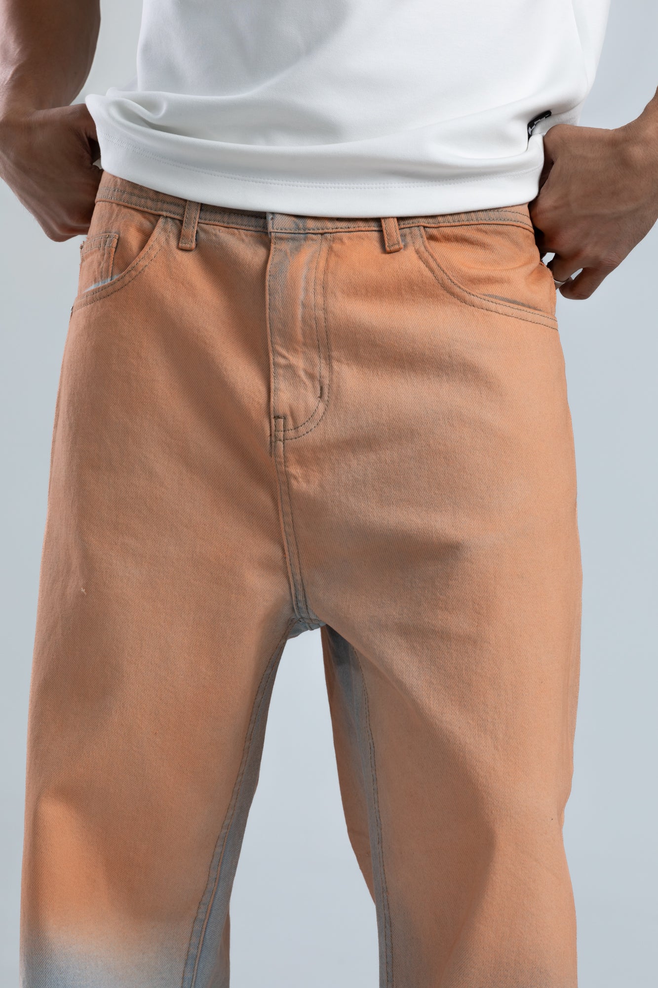1047-Peach Ice Relaxed Silhouette Jeans
