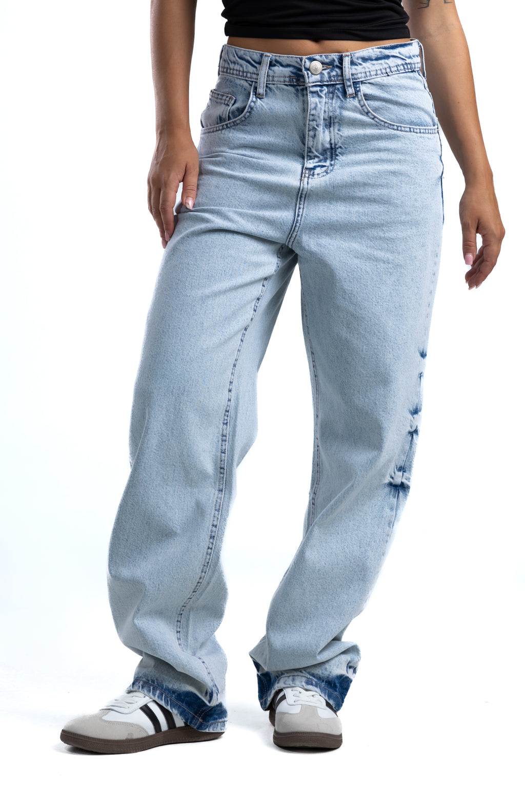 1052-Ice Blue Tack Frost Relaxed Silhouette Jeans