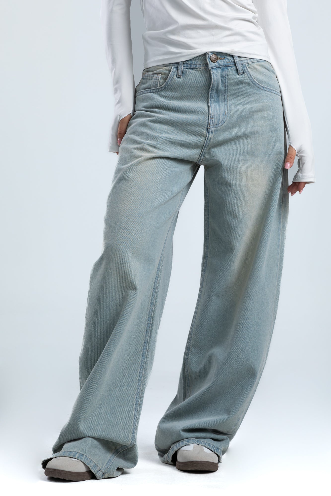 1004-Dusty Blue Curve Tapered Jeans