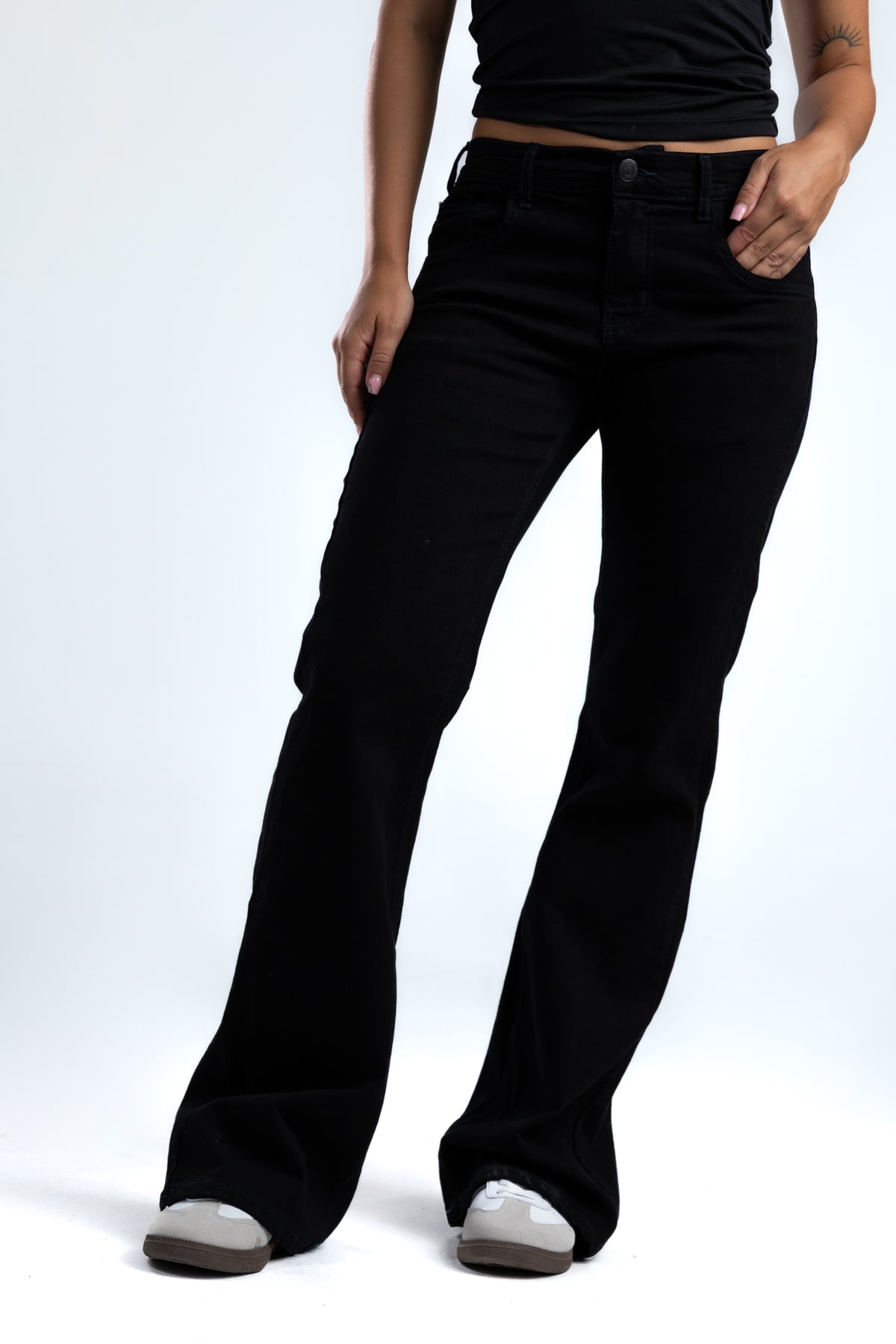 1030-Noir Flare: Navy Thread Edition – Stretch Fit · Lycra Fabric