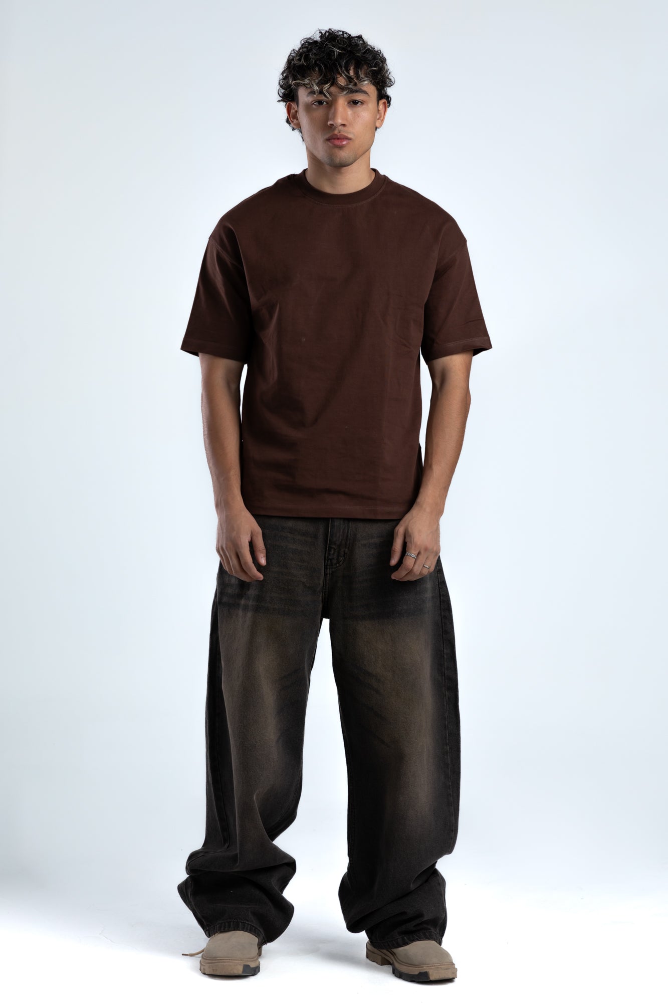 1013-Ember Black Curve Tapered Jeans