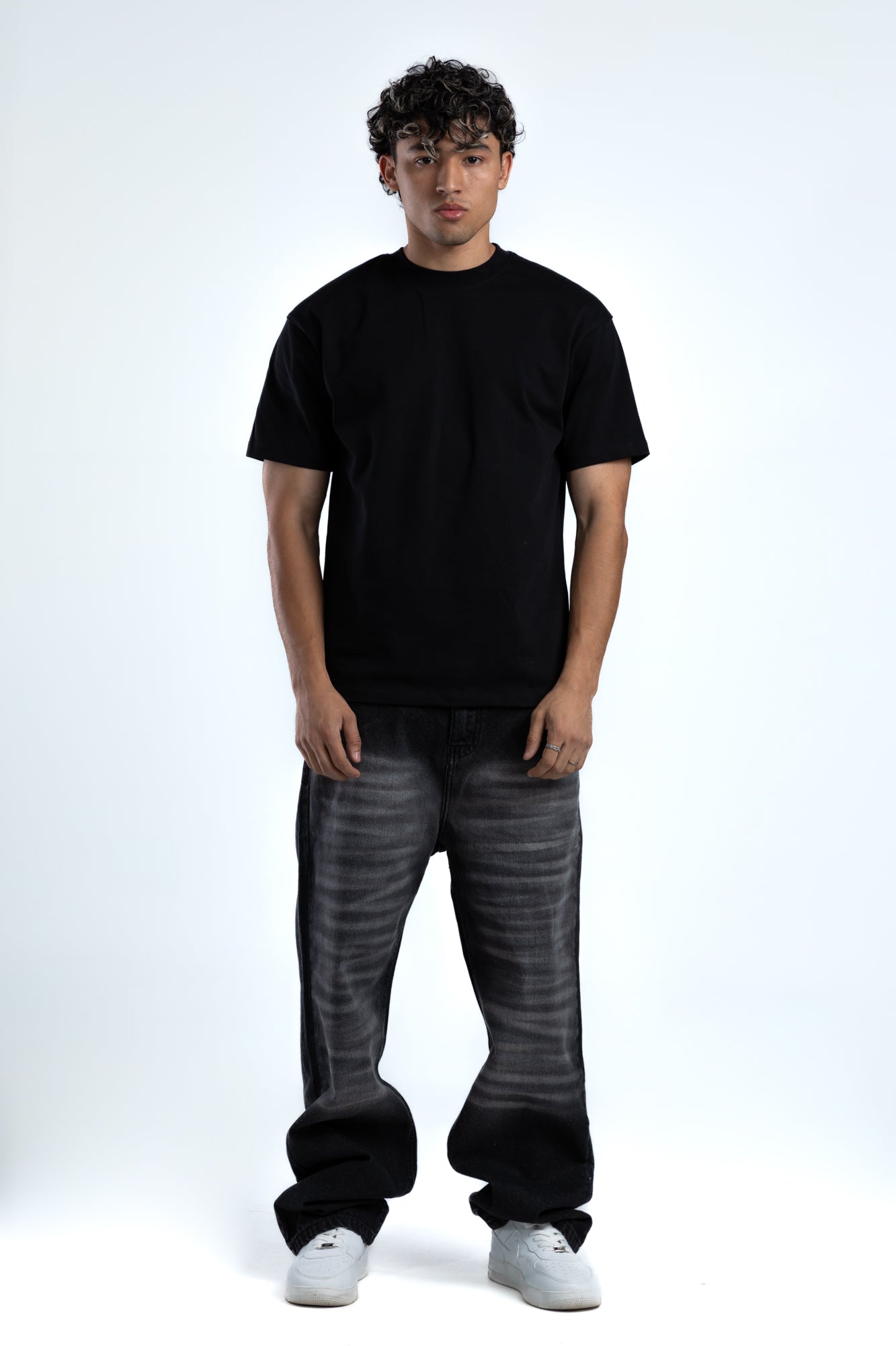 1059-Dark Static Relaxed Silhouette Jeans