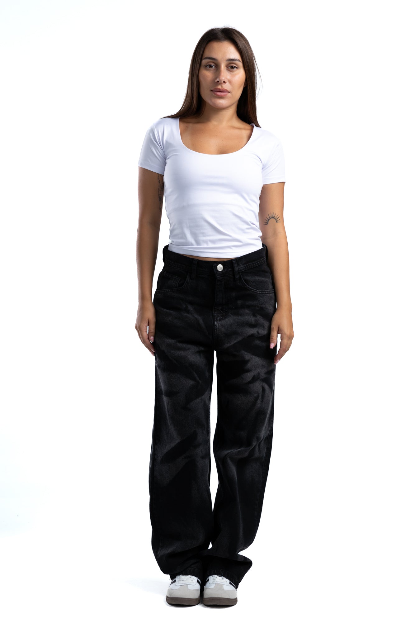 1045-Storm Coded Relaxed Silhouette Jeans