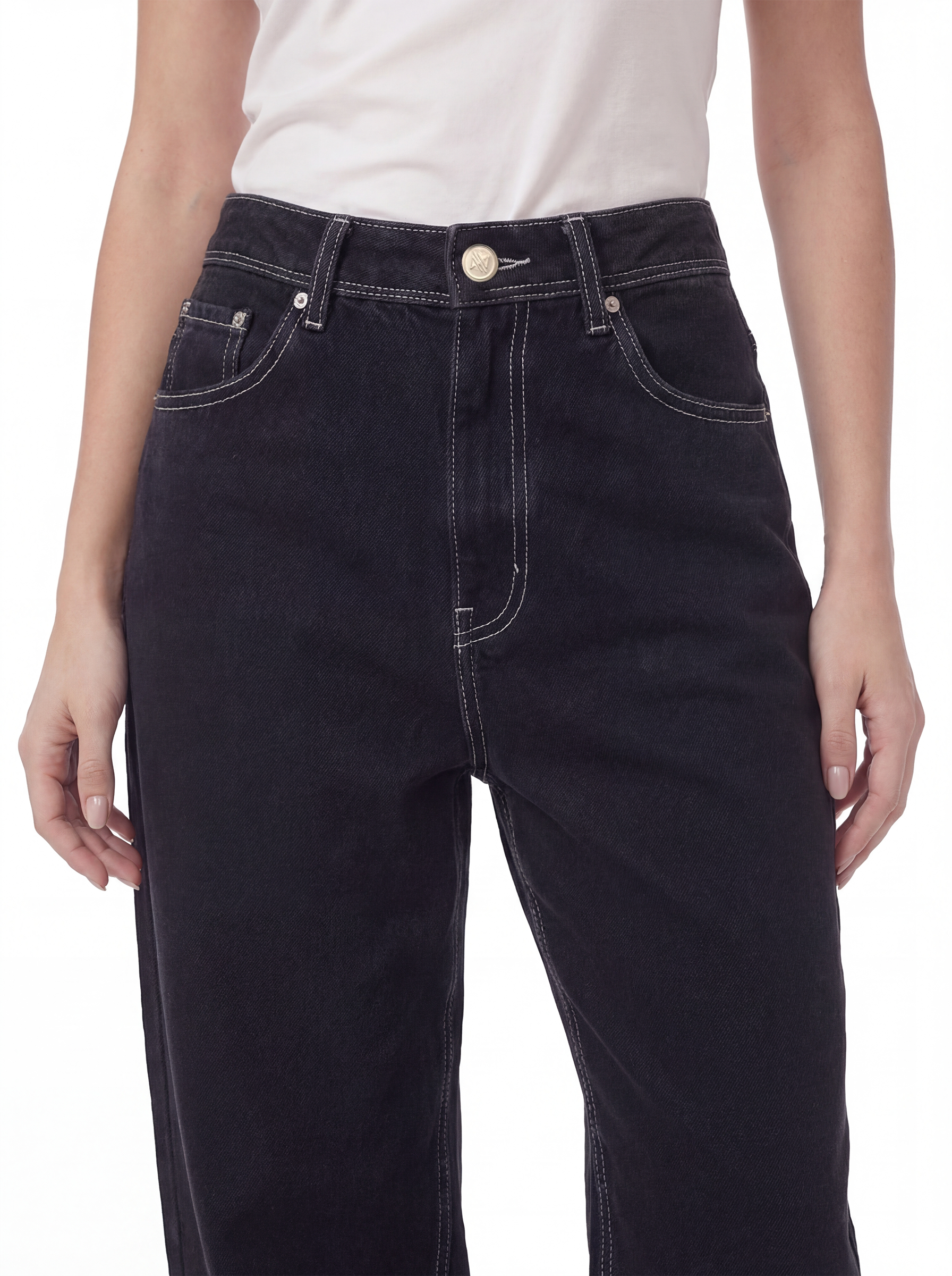 Straight Flipped Pocket — Pure Black Grey Stitch 1084