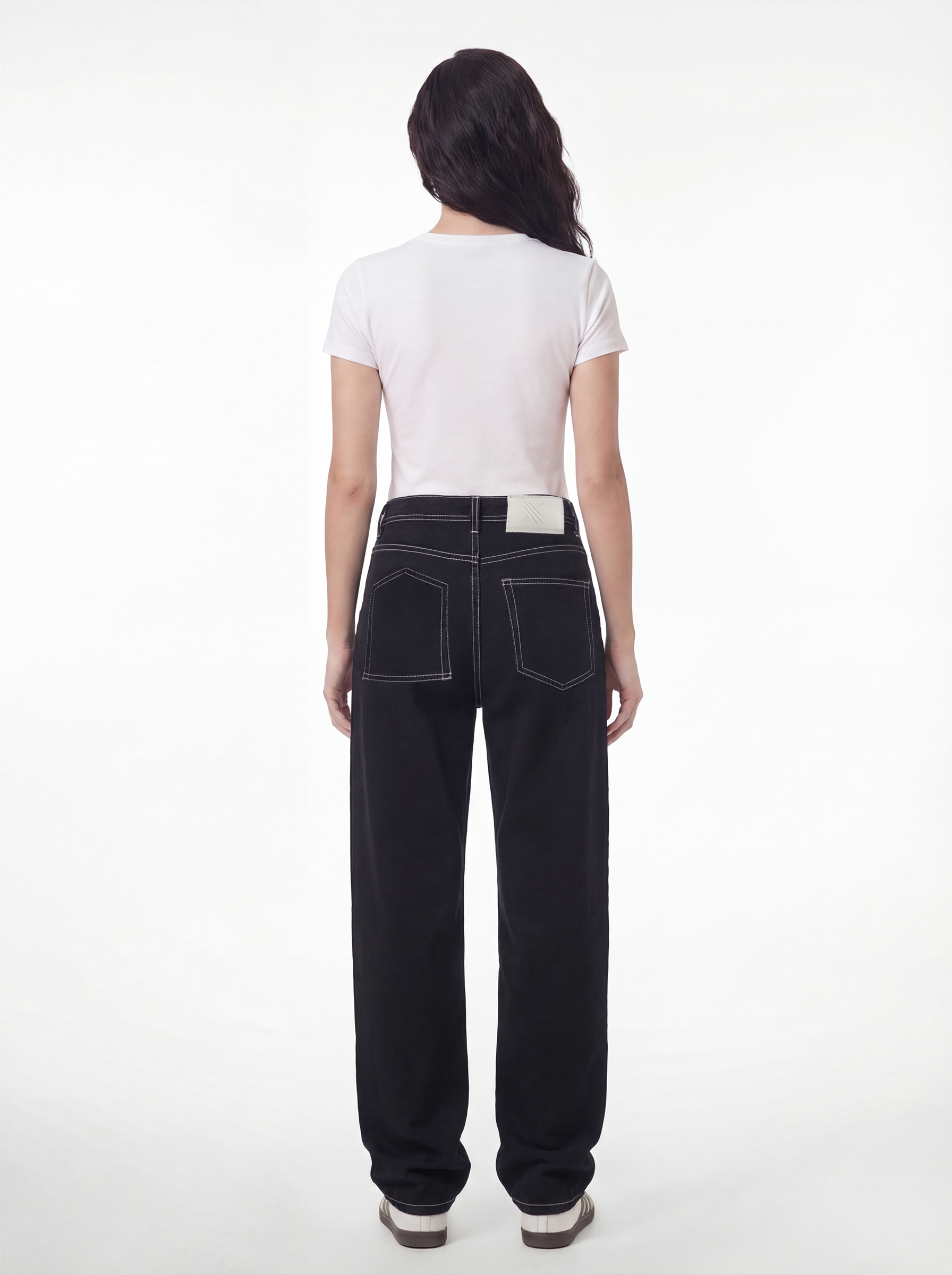 Straight Flipped Pocket — Pure Black Grey Stitch 1084