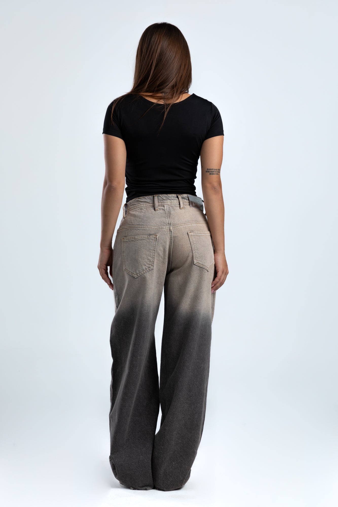 1007-Ash Beige Curve Tapered Jeans