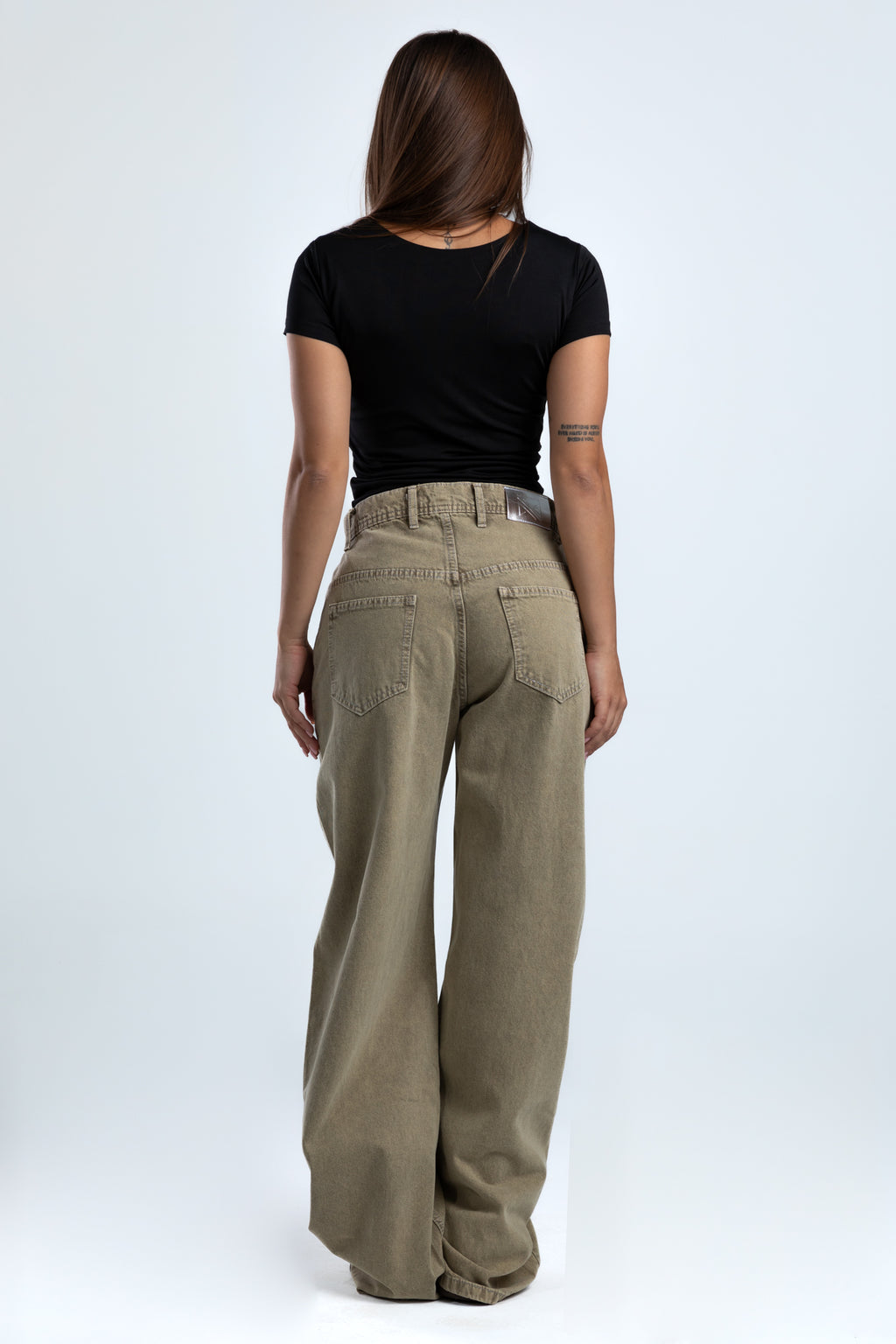 1005-Earthy Beige Curve Tapered Jeans
