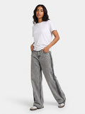 Edge penciled gray jeans