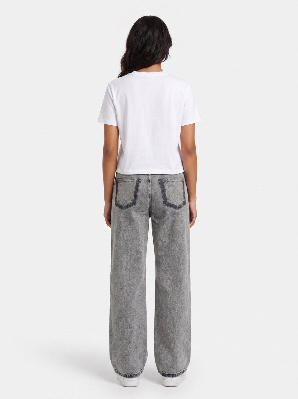 Edge penciled gray jeans