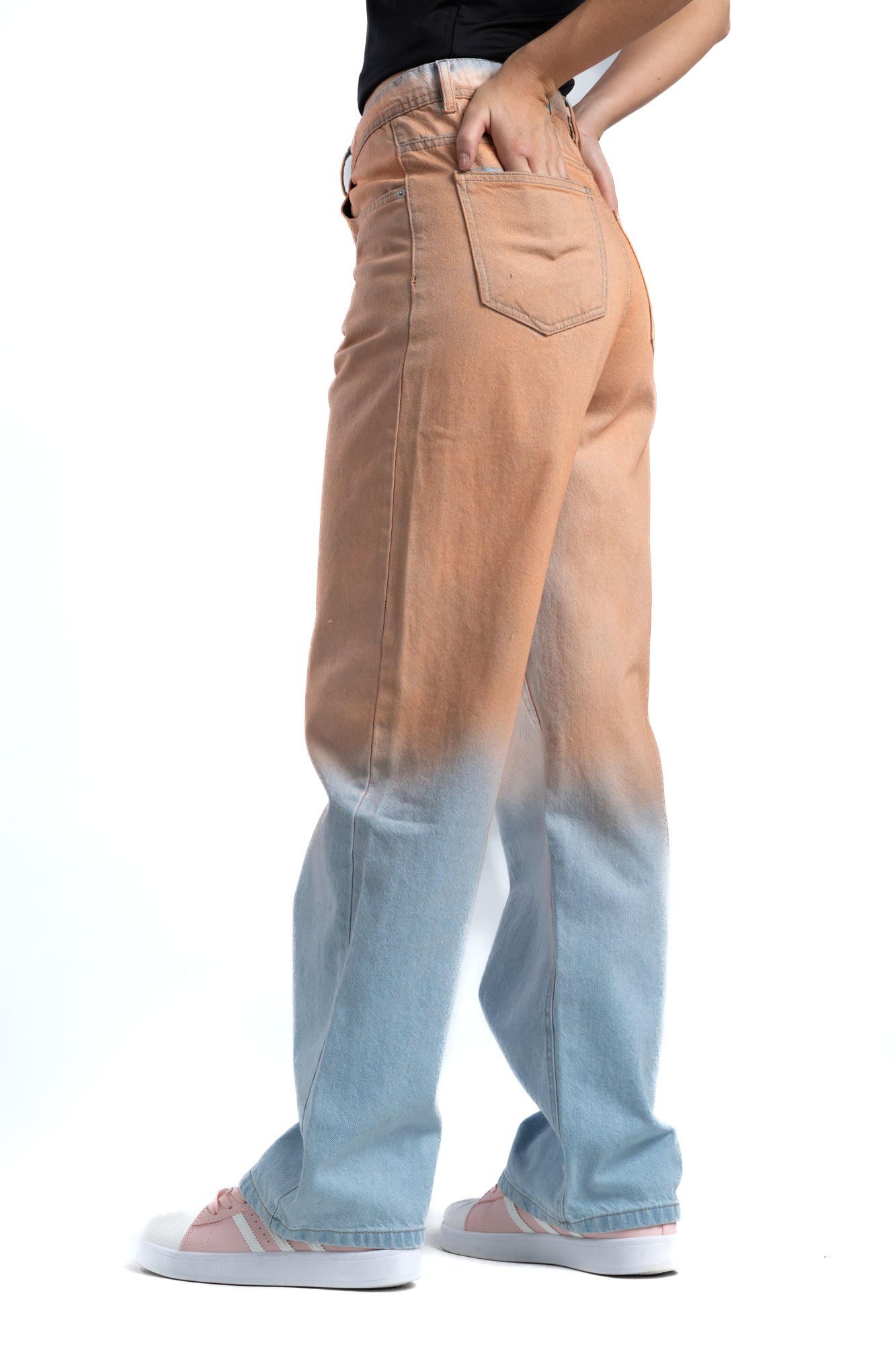 1047-Peach Ice Relaxed Silhouette Jeans