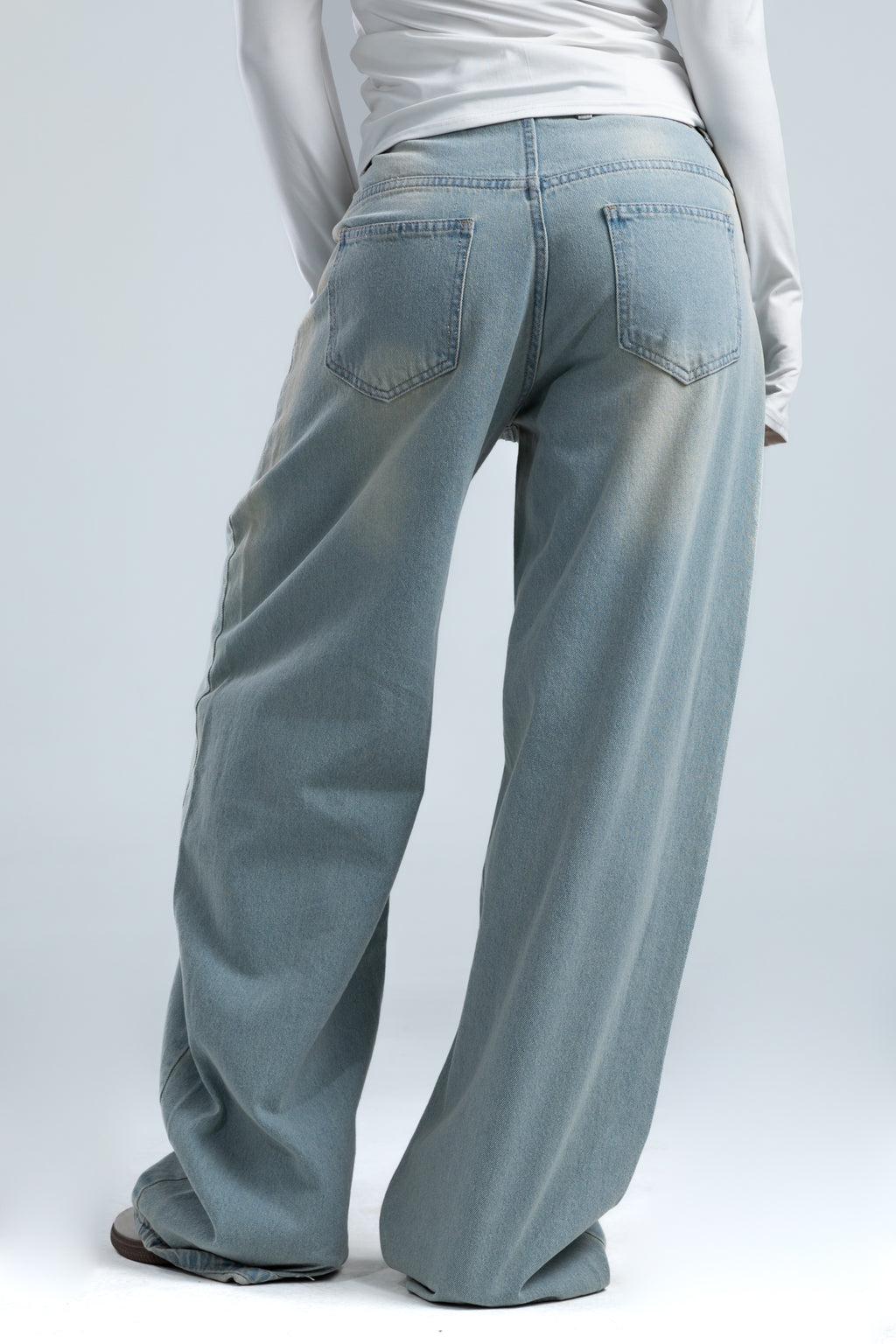 1004-Dusty Blue Curve Tapered Jeans