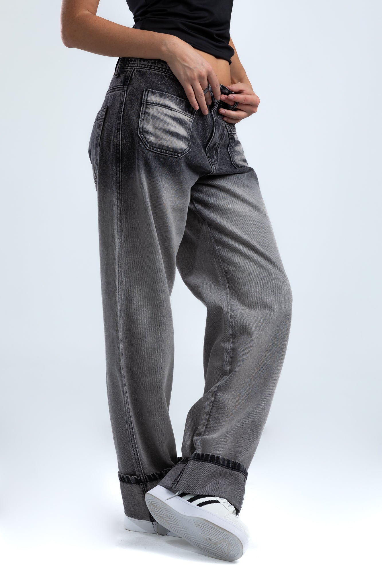 1026-Folded Hem – Smoke Fade Jeans