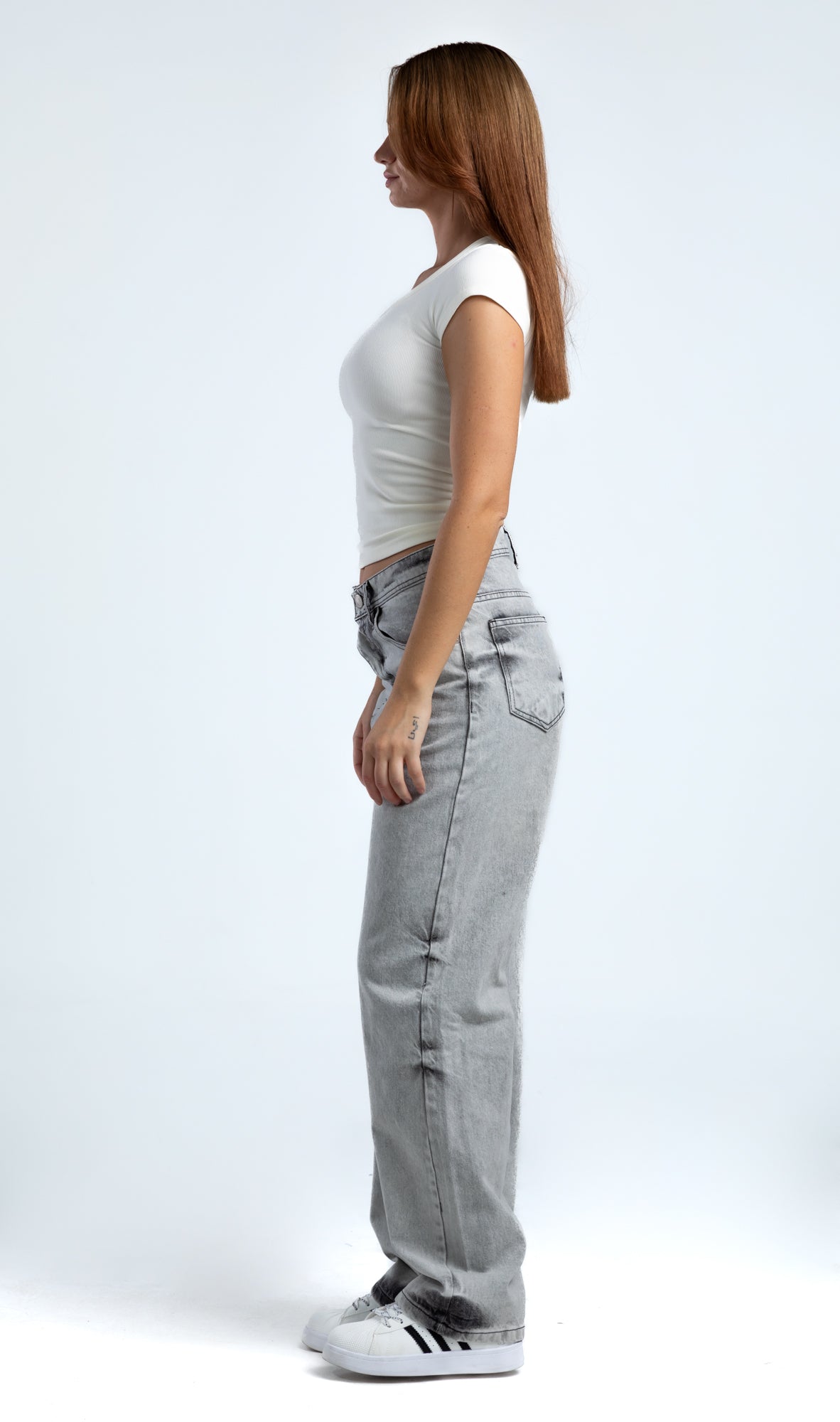 1053-Ice Grey Tack Frost Relaxed Silhouette Jeans