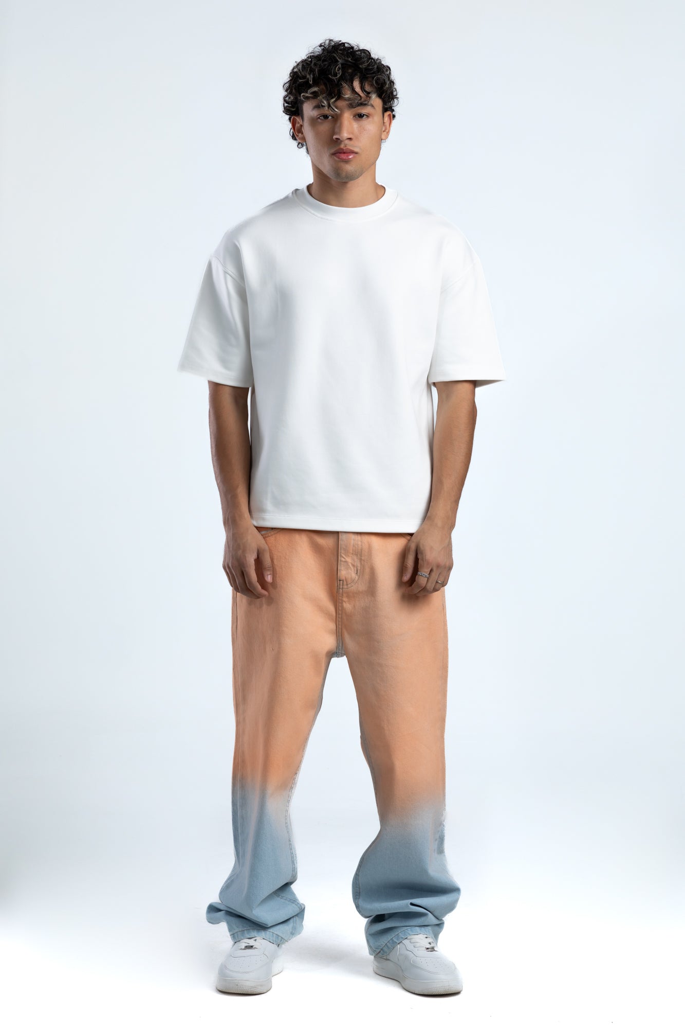 1047-Peach Ice Relaxed Silhouette Jeans