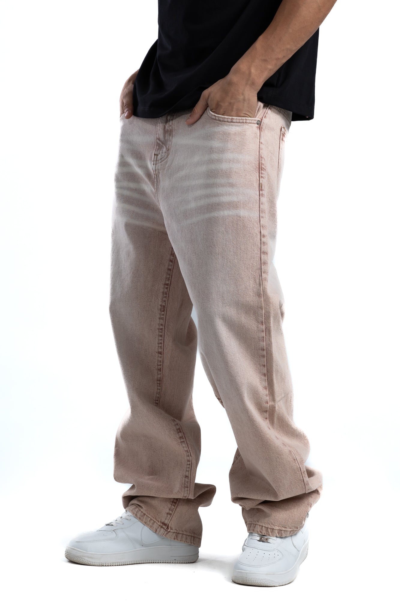 1042-Clayfade Relaxed Silhouette Jeans