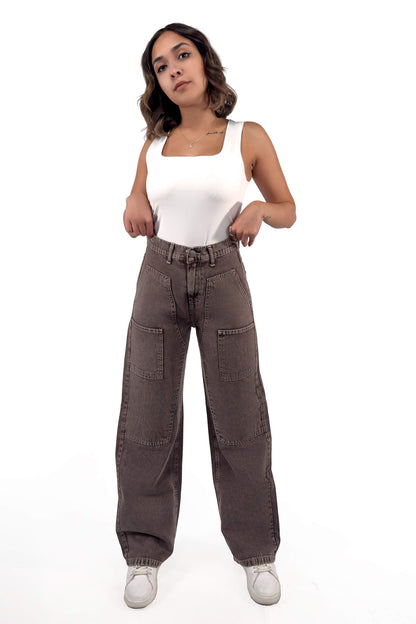 Cocoa Classic Mid Waist Straight-Leg Jeans