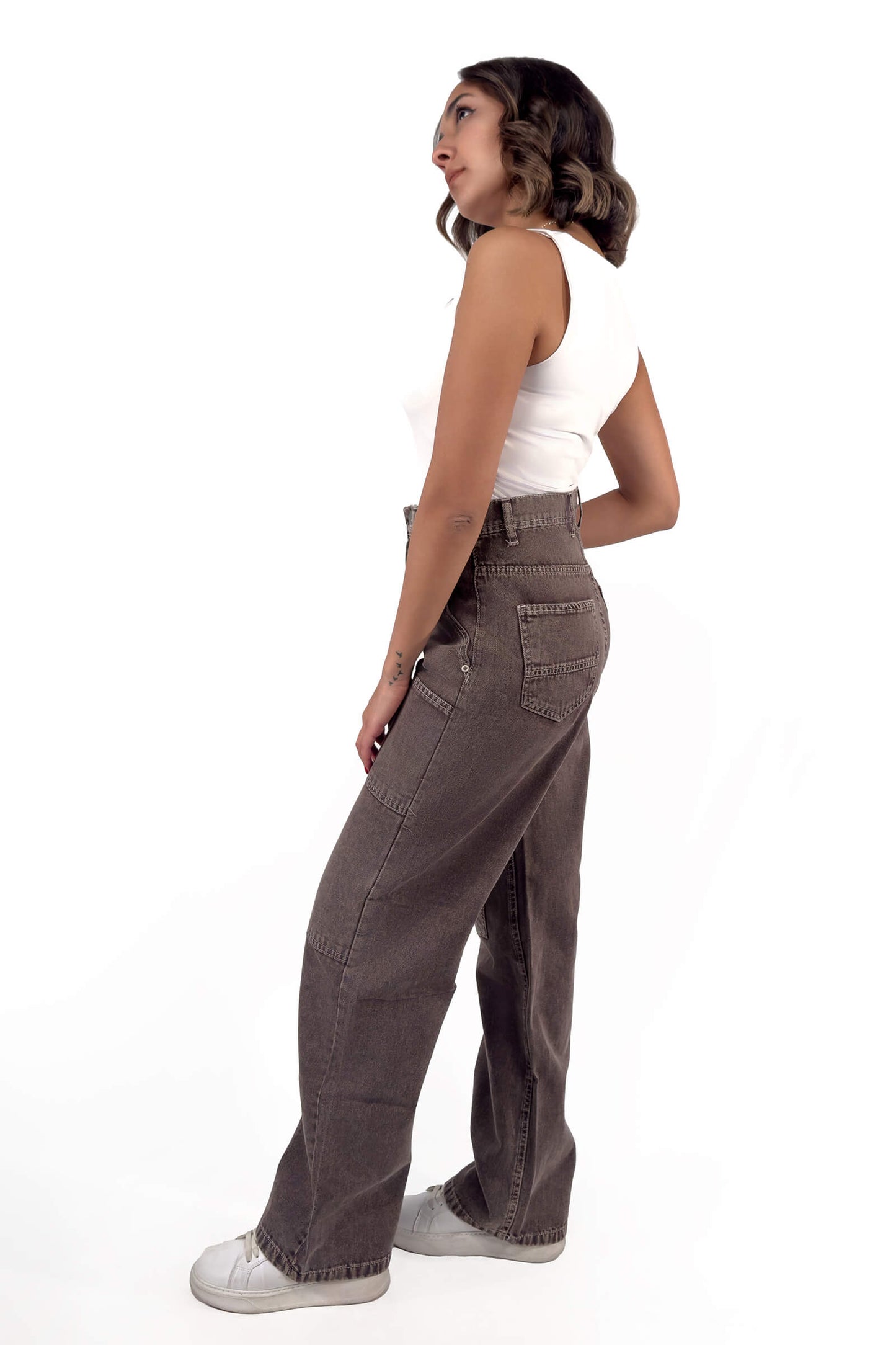 Cocoa Classic Mid Waist Straight-Leg Jeans