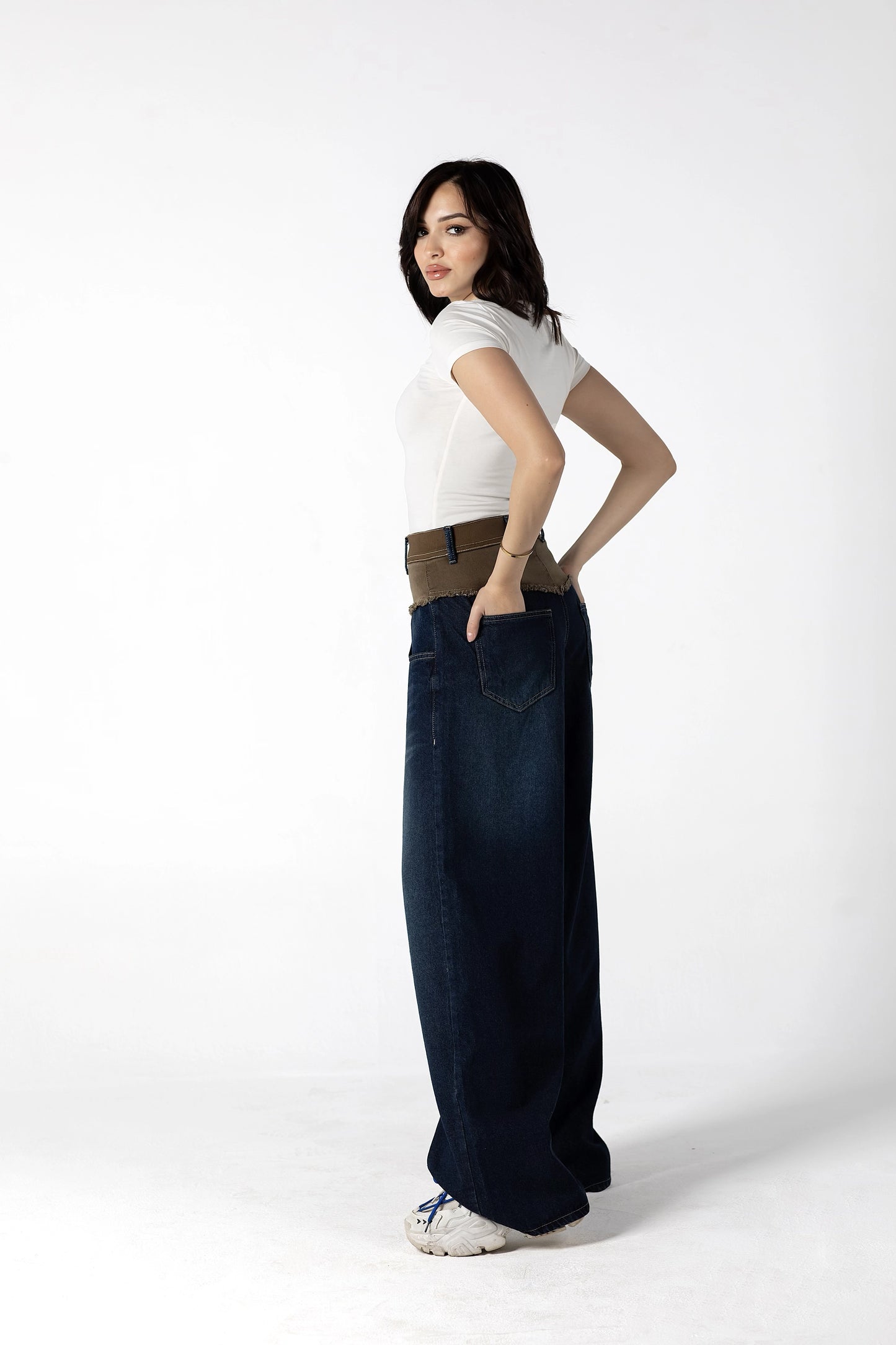 Layered Contrast Stitch Wide-Leg Jeans