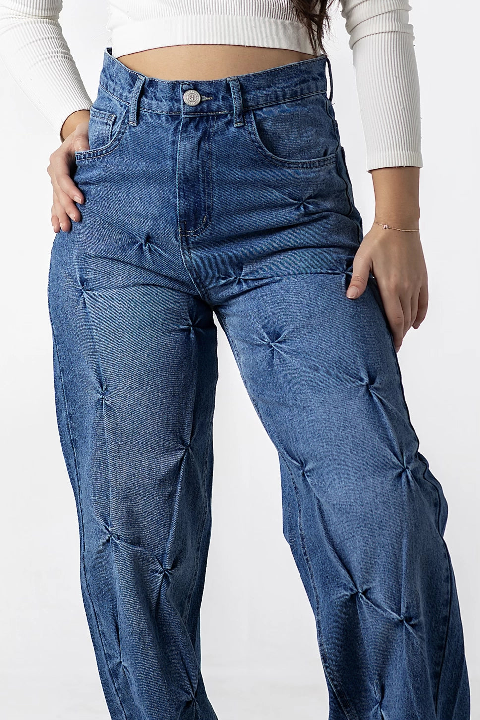 Dimensional Tufted Wide-Leg Jeans